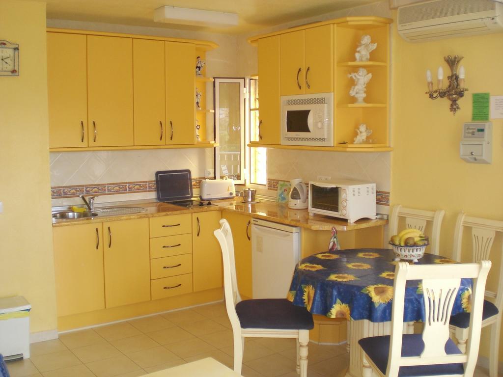 Minerva Jupiter Apartments بينالماذينا الغرفة الصورة
